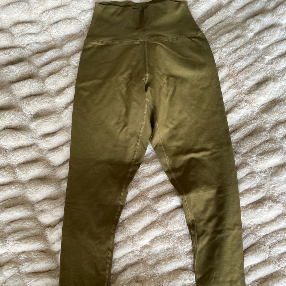 Alice + Olivia High Rise Olive 
/ Pistachio Green Performance Leggings Size S